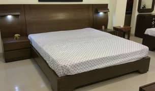 King size bed for sale 0