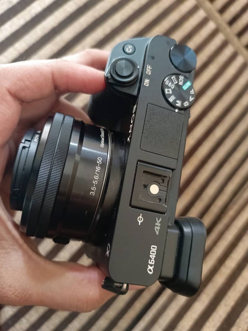 Sony a6400 with 16-50mm oss 12