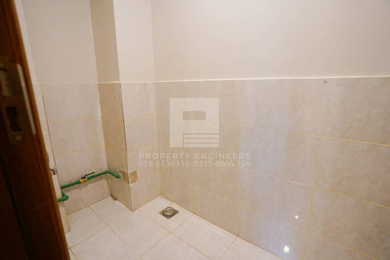 3 Bed Brand New Apartment 1695 Square Feet 9