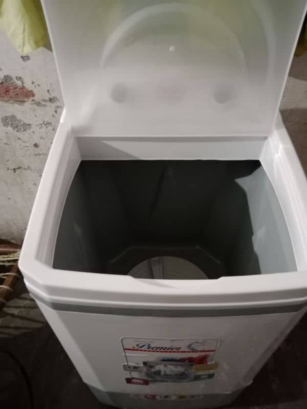 I-Zone Washing machine 1