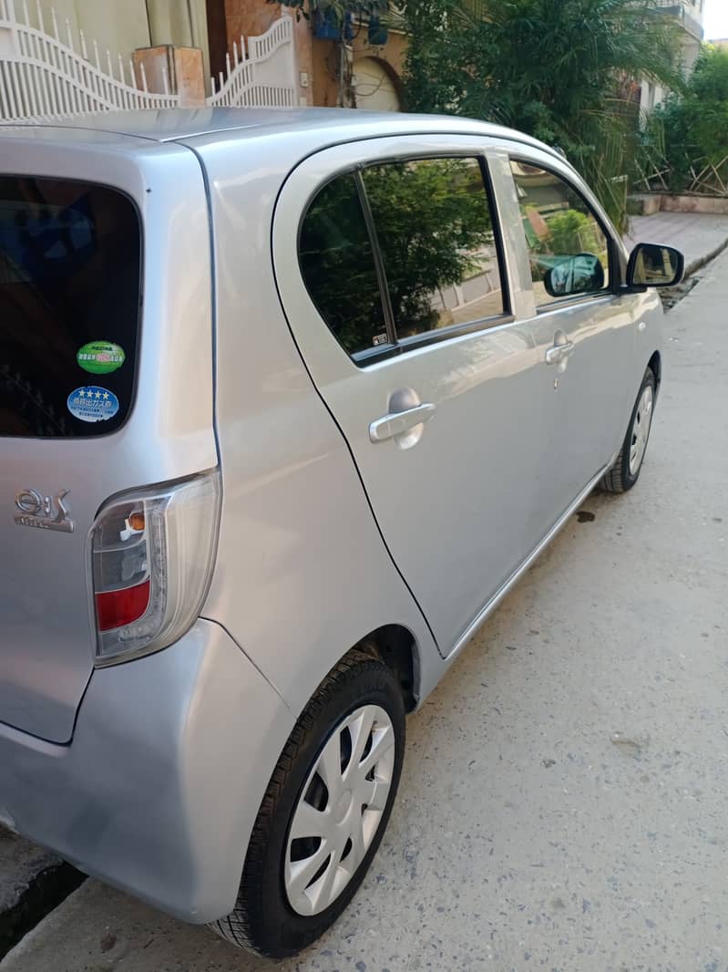 Daihatsu Mira 2016 4