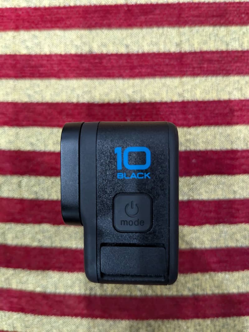 Gopro Hero 10 Black with Accessories 3