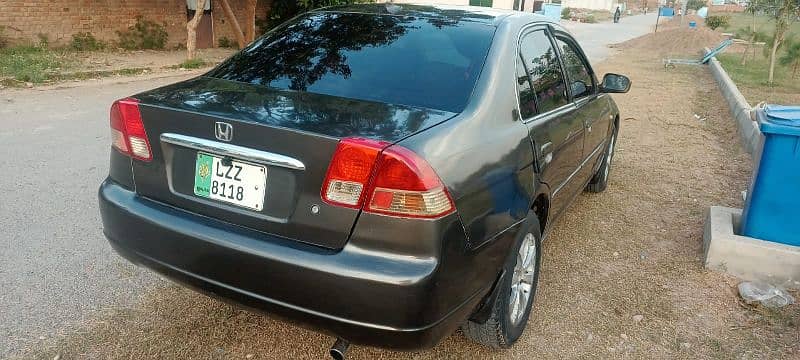 Honda Civic EXi 2005 4