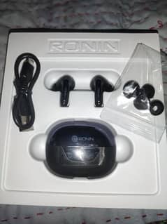 Ronin Ariport R-7010 10by10 new 3 days used