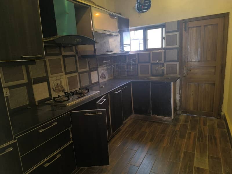 Aesthetic Upper Portion Of 1550 Square Feet For rent Is Available 2