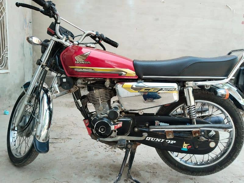 URGENT SALE HONDA 125 SELF START 8