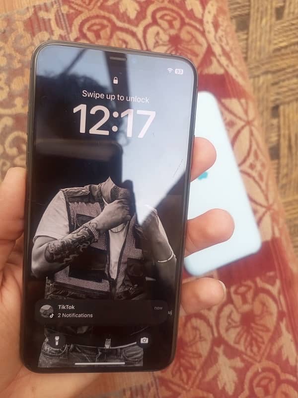 iphone 11 pro max 64 GB factory unlocked 1