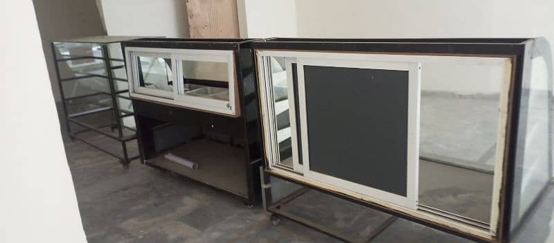 3 racks FOOD AND BAKERY RACKS FOR SALE CONTACT NO: 03351722225 1