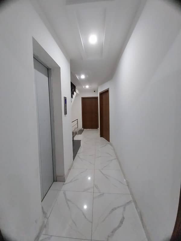 Modern 1-Bedroom Apartment in Sector C Perfect for Investors 12