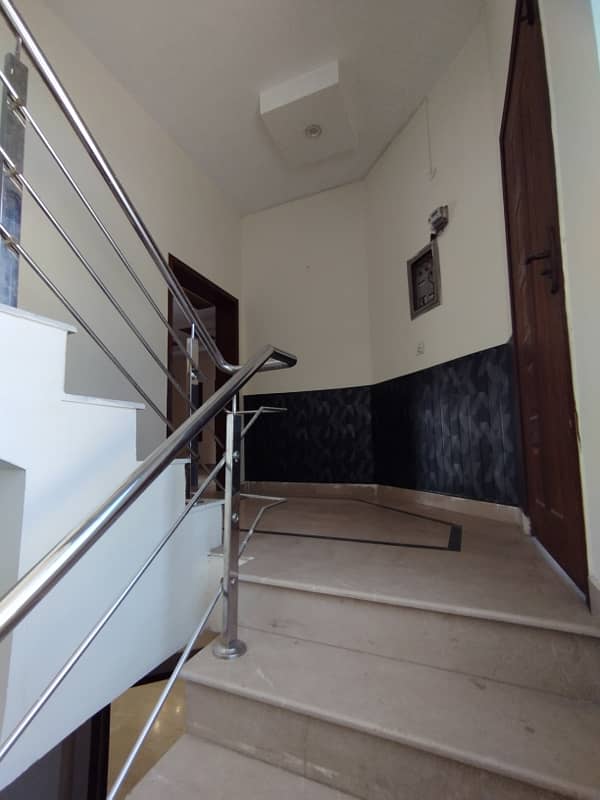 10 MARLA BRAND NEW HOUSE FOR SALE IN VERY REASONABLE PRICE ( CHAMBIL BLOCK BAHRIA TOWN LAHORE ) 9