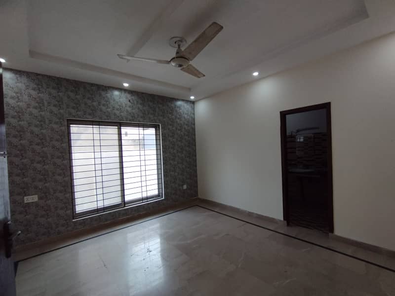 10 MARLA BRAND NEW HOUSE FOR SALE IN VERY REASONABLE PRICE ( CHAMBIL BLOCK BAHRIA TOWN LAHORE ) 13