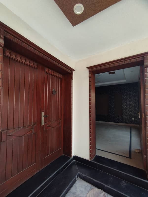 10 MARLA BRAND NEW HOUSE FOR SALE IN VERY REASONABLE PRICE ( CHAMBIL BLOCK BAHRIA TOWN LAHORE ) 19