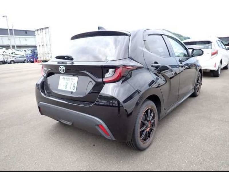 Toyota Yaris 2021 G 2