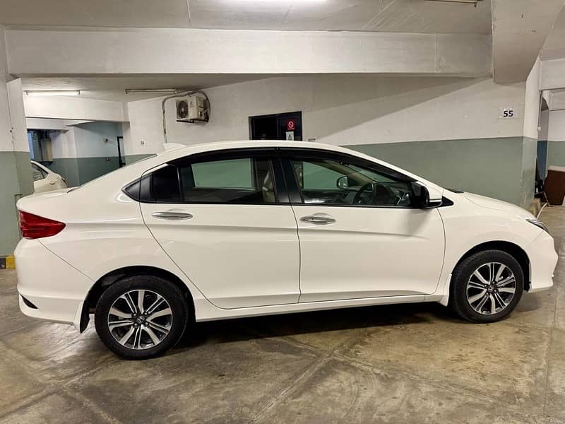 Honda City Aspire CVT 2022 3