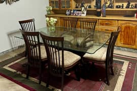 Dining Table Six Seater with Glass top for sale in Excellent Condition