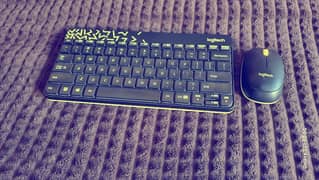 Logitech Combo Keyboard Mouse 0