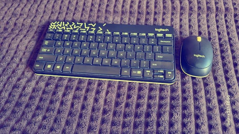 Logitech Combo Keyboard Mouse 0