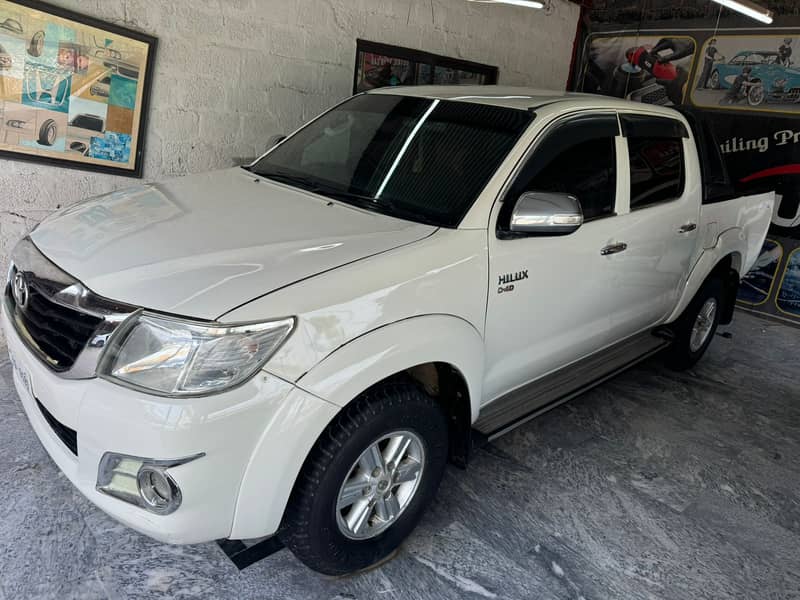 Toyota Hilux 2012 3