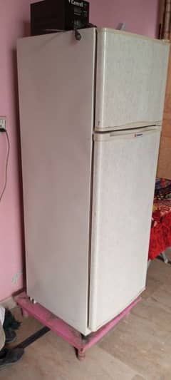 DAWLANCE REFRIGERATOR