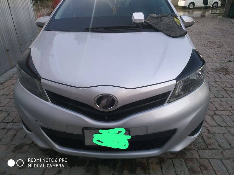 Toyota Vitz 2013 Like New 7