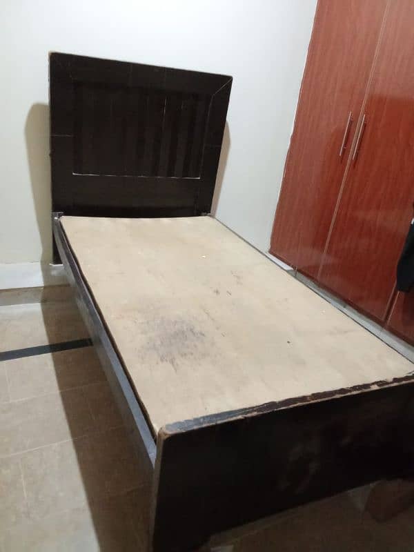 Single bed for sale 4000 1