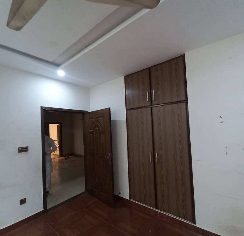 8 Marla House Available For Rent In Umar Block Sector B Bahria Town Lahore 20