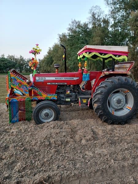 Massey Ferguson tractor 385 1