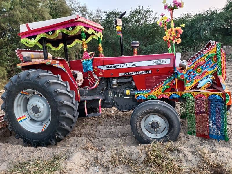 Massey Ferguson tractor 385 6