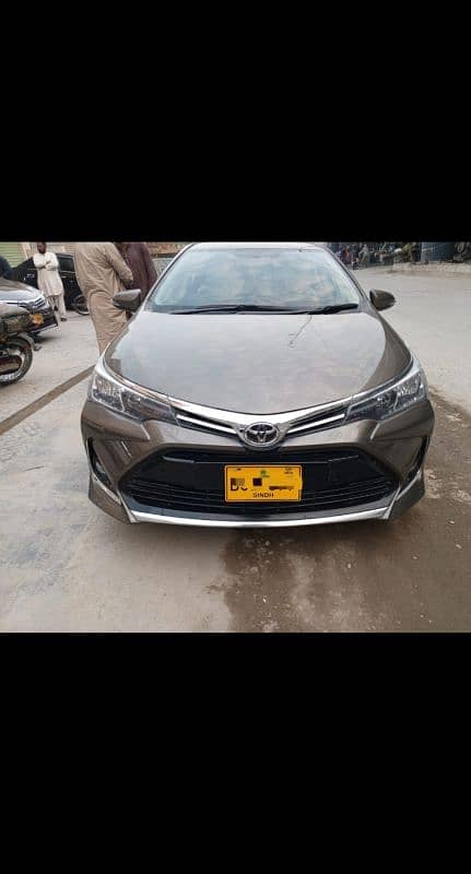 Toyota Altis Grande 2015 1