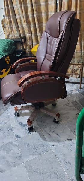 CEO chair 1