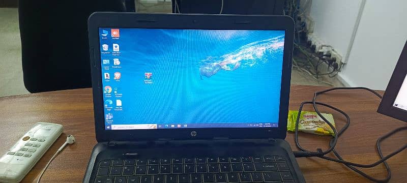 Hp 1000 Laptop 0