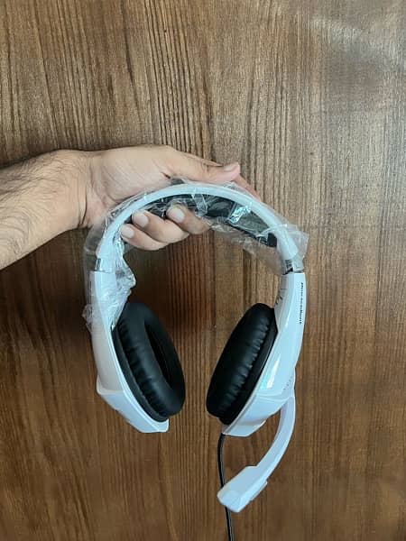 Brand New Gaming Headphone 1