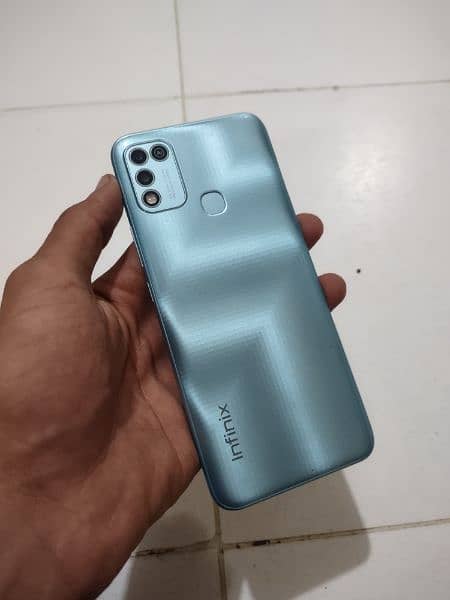 Infinix hot 10 play 2 gb ram 32gb memory 3