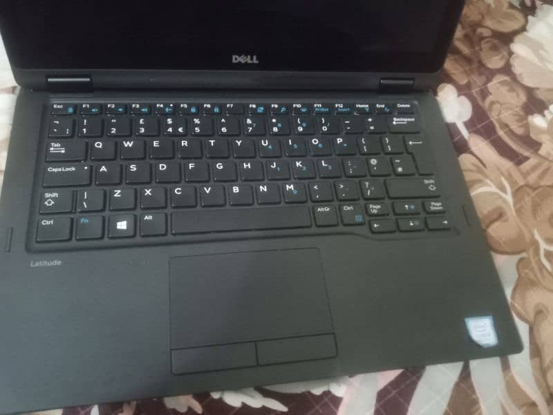 Dell Latitude 5289 Touch screen 360 rotateable i5 7th generation 2