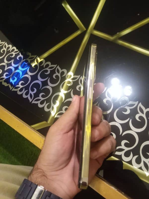 Infinix hot 40 i 8+8 ram 128 gb new condition 1