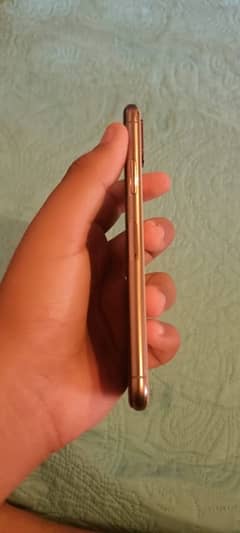 Iphone XS 256 GB condition 10 by 9 0