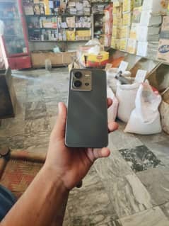 Vivo V25e  8/120 condition 10/10