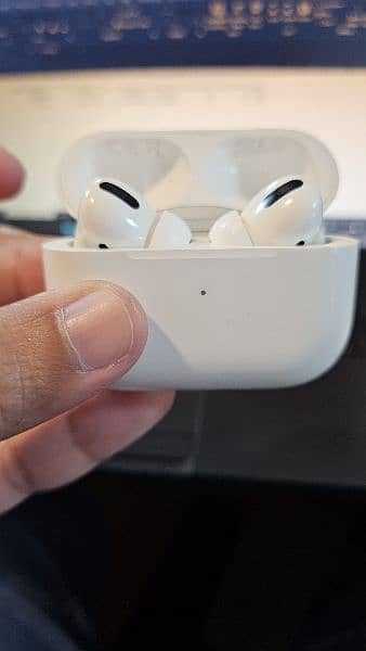 Apple Air pods Pro 1gen 4