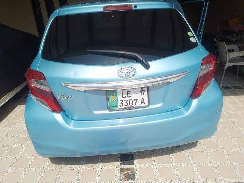 Toyota Vitz 2017 3