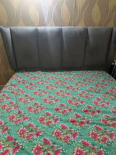 Outclass bed king size without mettress 0