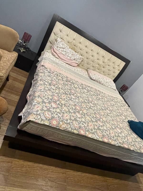 king size solid wood bed 0