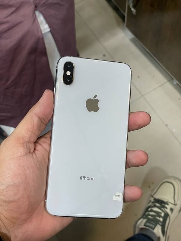 iPhone XS Max 64gb dual sim pta approved 10/10 condition health 87% 5