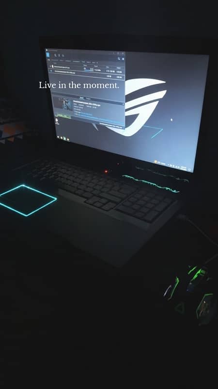 full gaming setup laptop 1