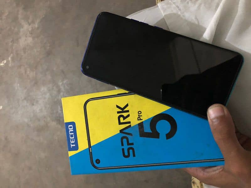 tecno spark 5 pro 4gb 128gb with box 10/9.5 all ok 6