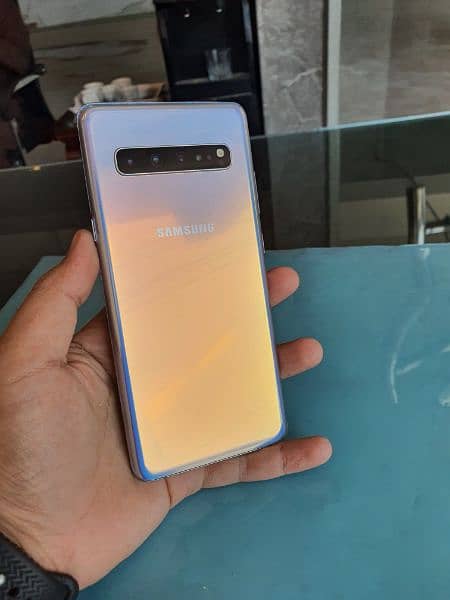 galaxy s10 5g 8/256 clear/approved 4