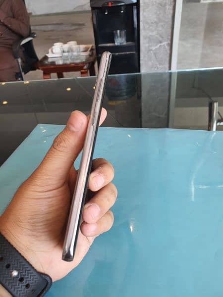 galaxy s10 5g 8/256 clear/approved 10