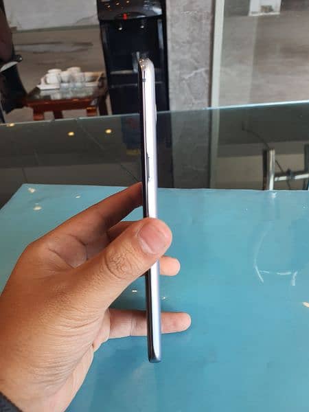 galaxy s10 5g 8/256 clear/approved 11