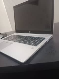 HP Elite book, core i5 8th generation, 840 G6 0