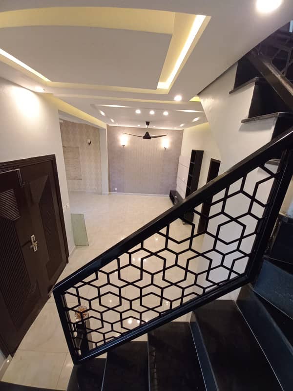 5 MARLA BRAND NEW HOUSE FOR SALE IN ITTEHAD TOWN RAIWIND ROAD LAHORE. 4