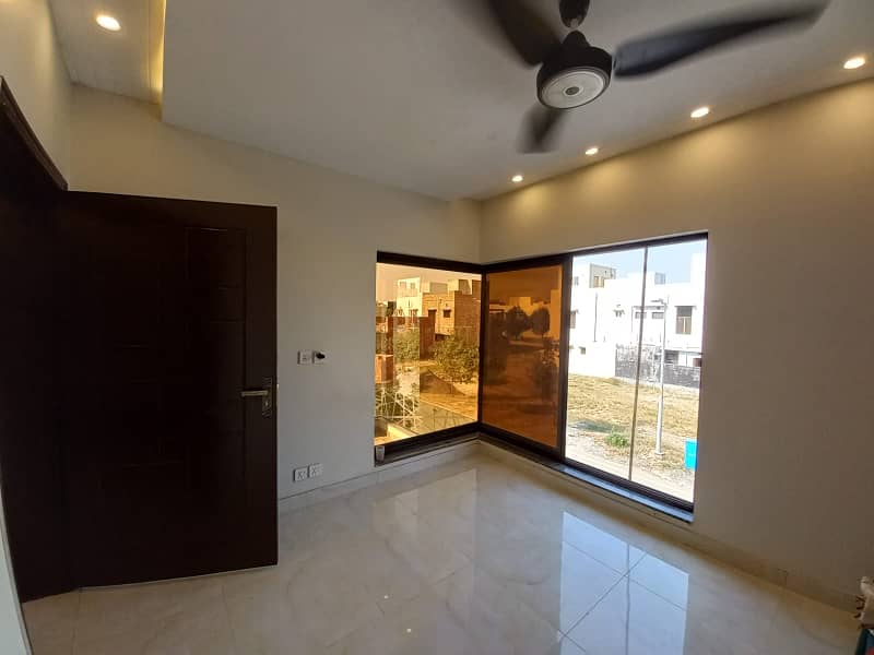 5 MARLA BRAND NEW HOUSE FOR SALE IN ITTEHAD TOWN RAIWIND ROAD LAHORE. 17